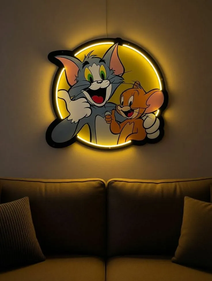 Round Tom and Jerry LED art
